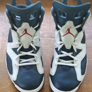 Air Jordan Retro Sneakers in Navy and White